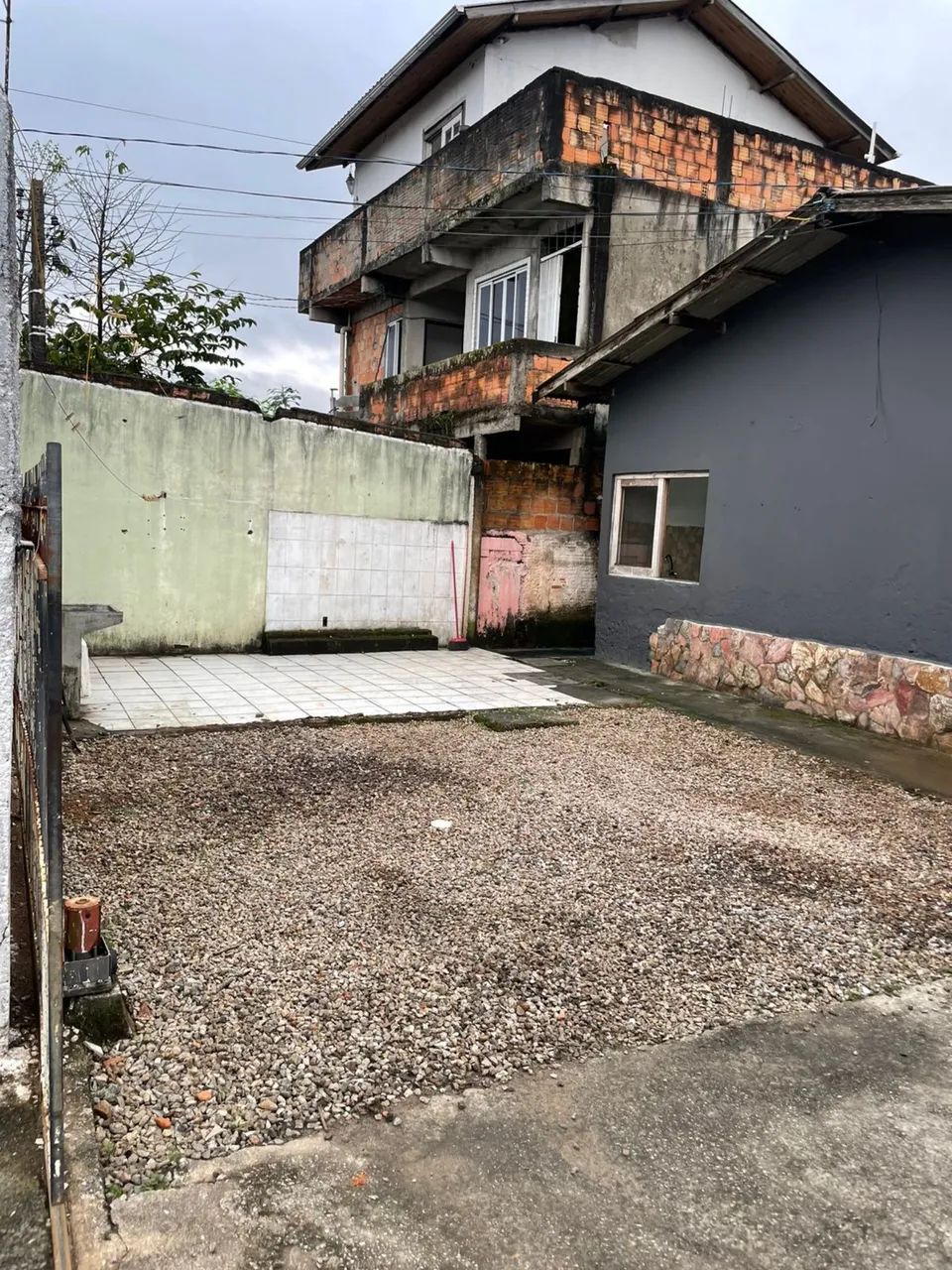 Alugo casa com 3 quartos  - Foto 2