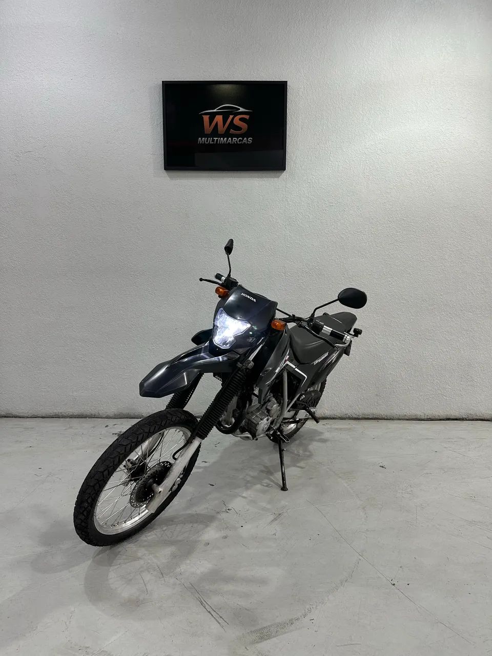 Honda Tornado  - Foto 3