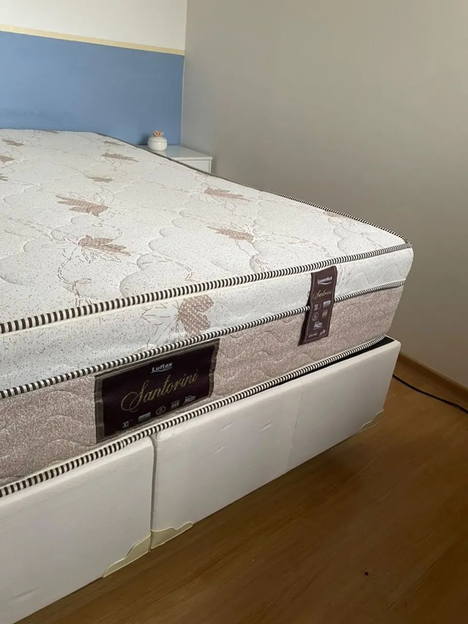 Cama Queen 1,58x1,98 (Colchão e Box) - Foto 3