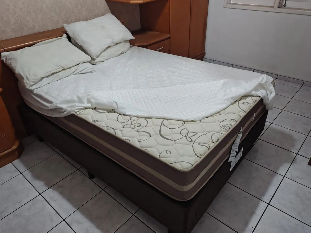 Cama box casal 