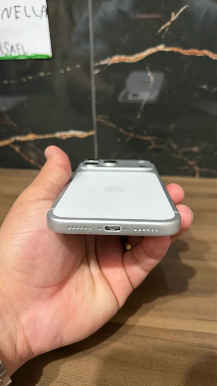 iPhone 17 Pro Max 256 GB - Silver - Celulares e Smartphones