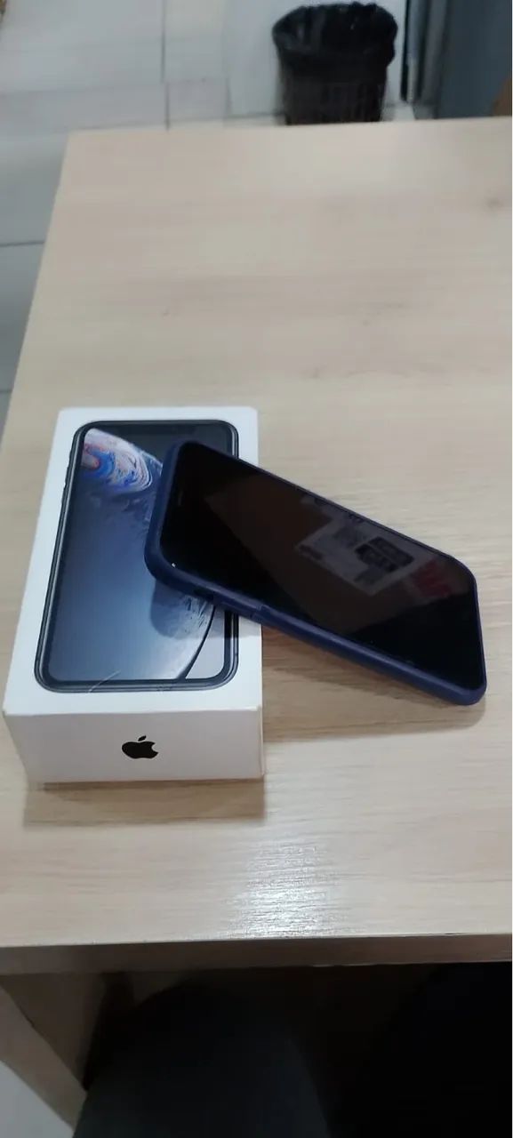 IPHONE XR 64 GB