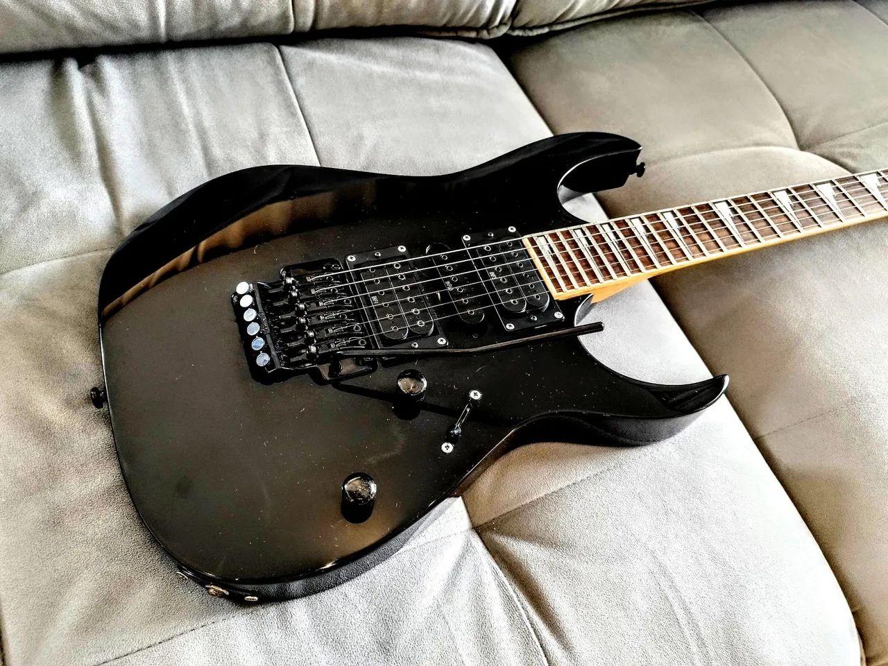 Guitarra Ibanez RG 370 DX ZERADA 