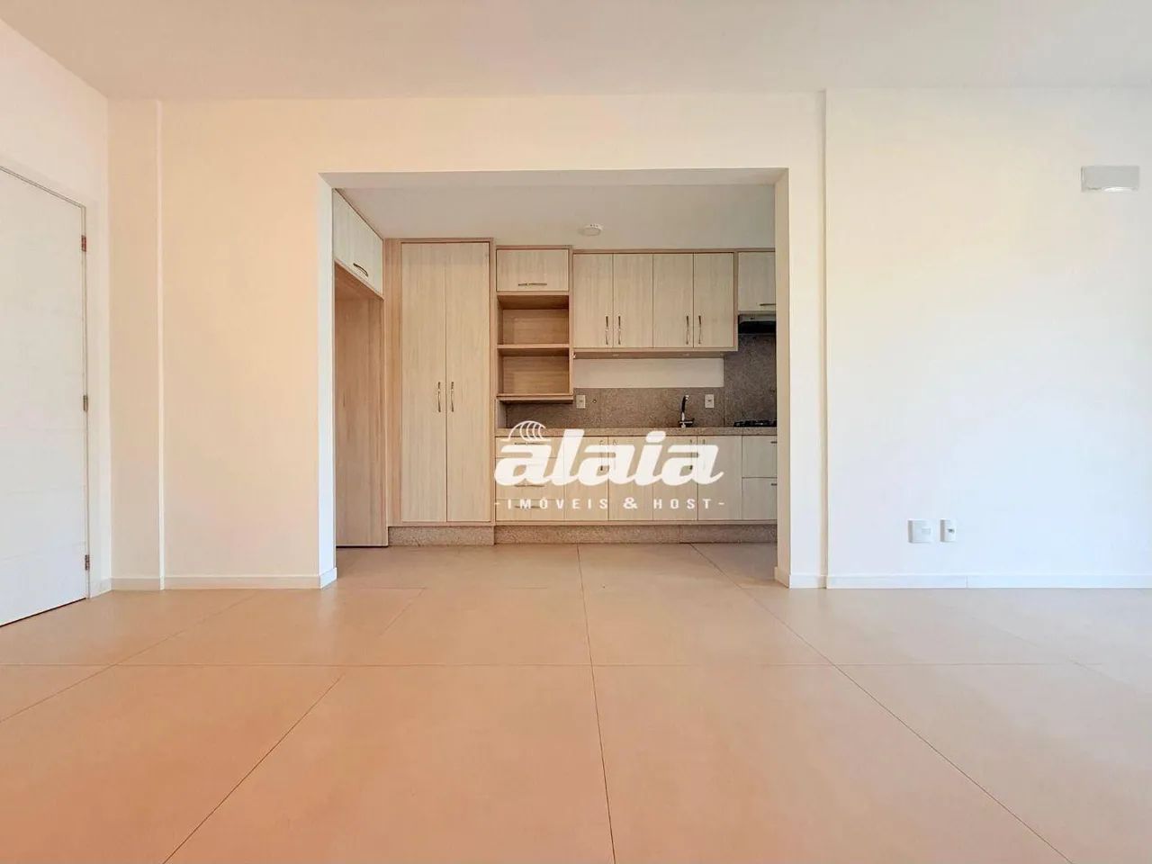 Apartamento com 3 dormitórios e vista mar - venda no Campeche - Florianópolis/SC - Foto 4