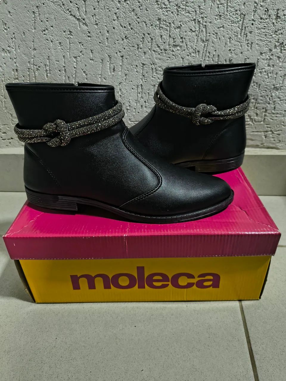 Bota num 37 moleca  - Foto 2