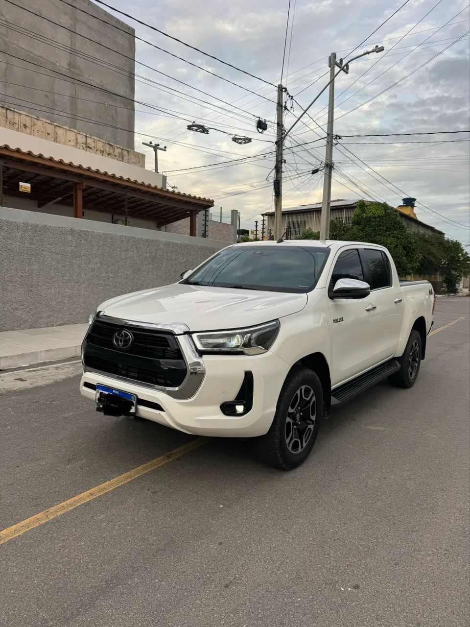Toyota Hilux 2023