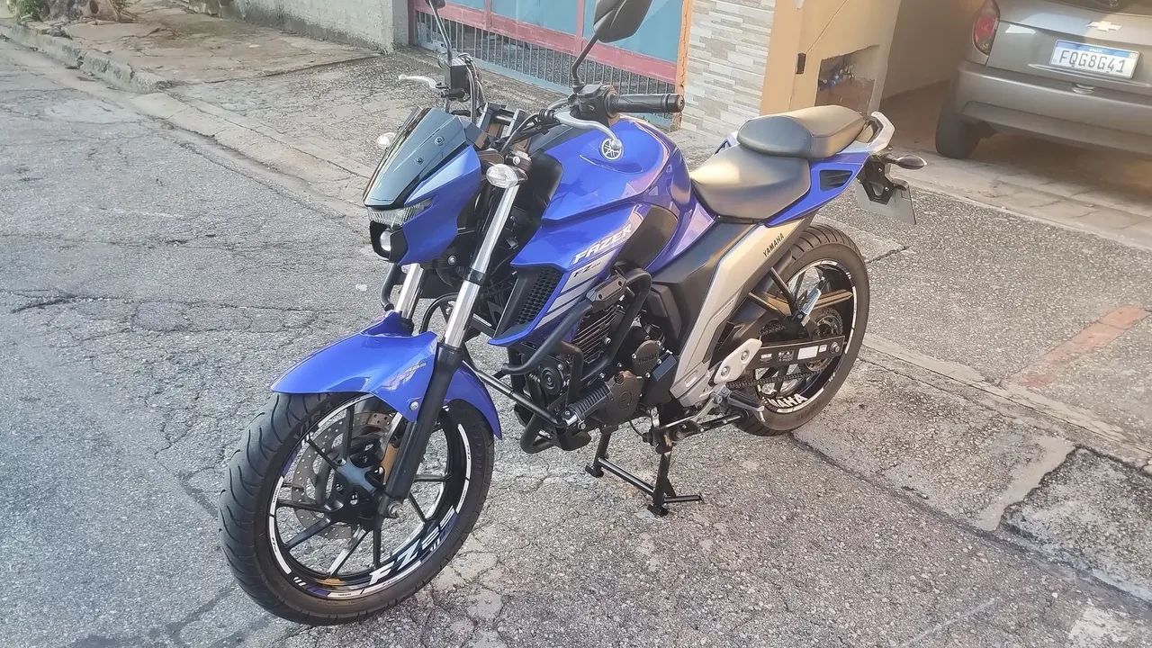 Fz25 - Foto 3