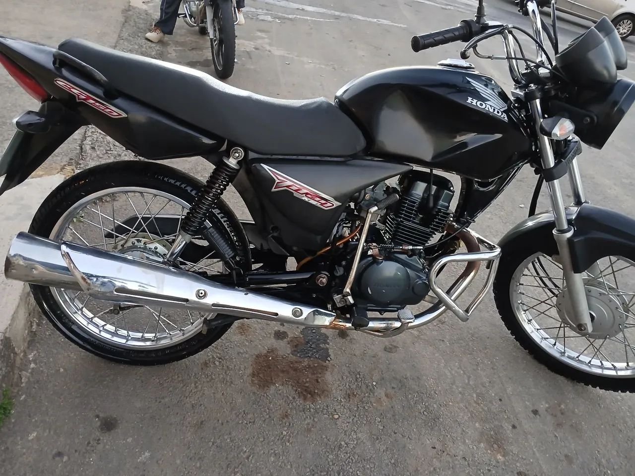 CG 150. - Foto 2