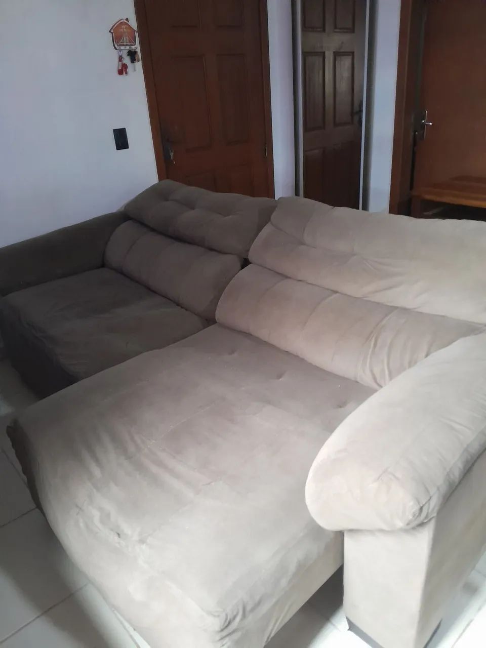 Sofá retrátil 3 lugares medida 2,30