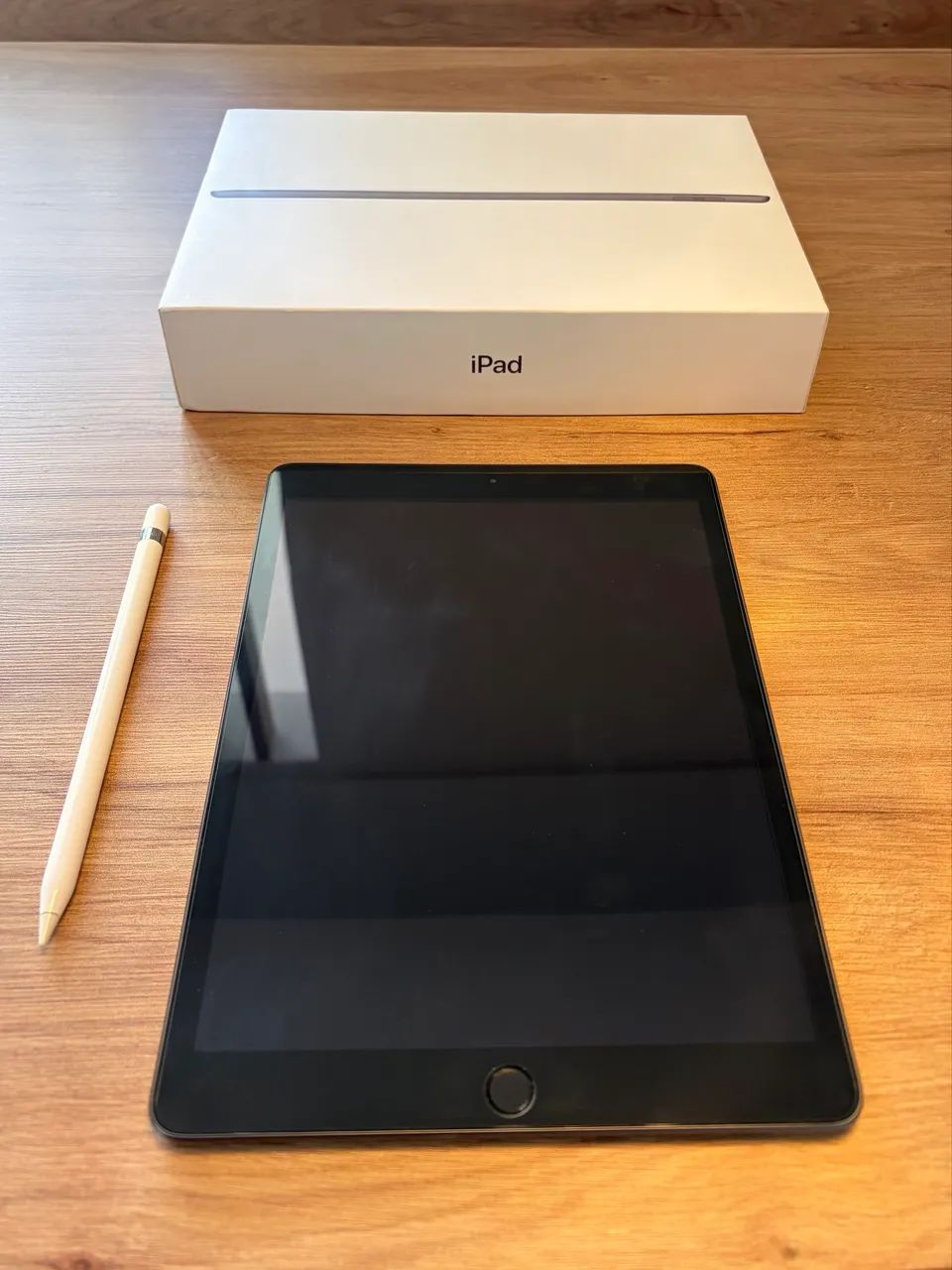 iPad 第7世代 32GB + Apple Pencil IPad 7ª Geração 32GB + Apple Pencil (COMPLETO) - Tablets e E