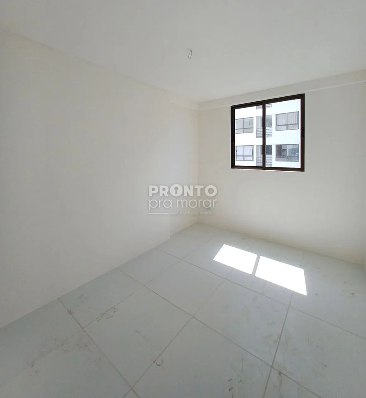 Apartamento com 3 quartos em Imbiribeira
