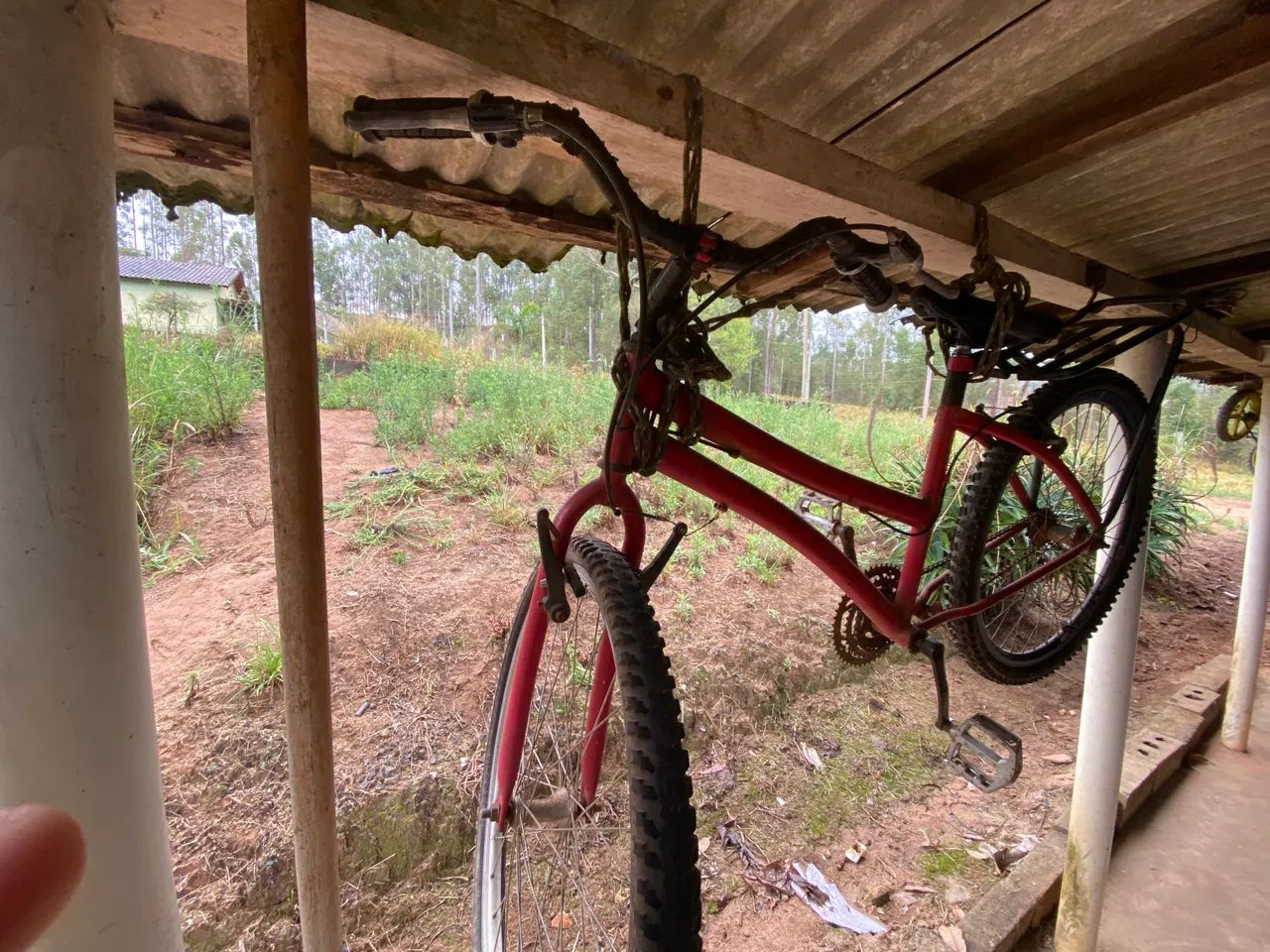 Bicicleta aro 26 vermelha  - Foto 3