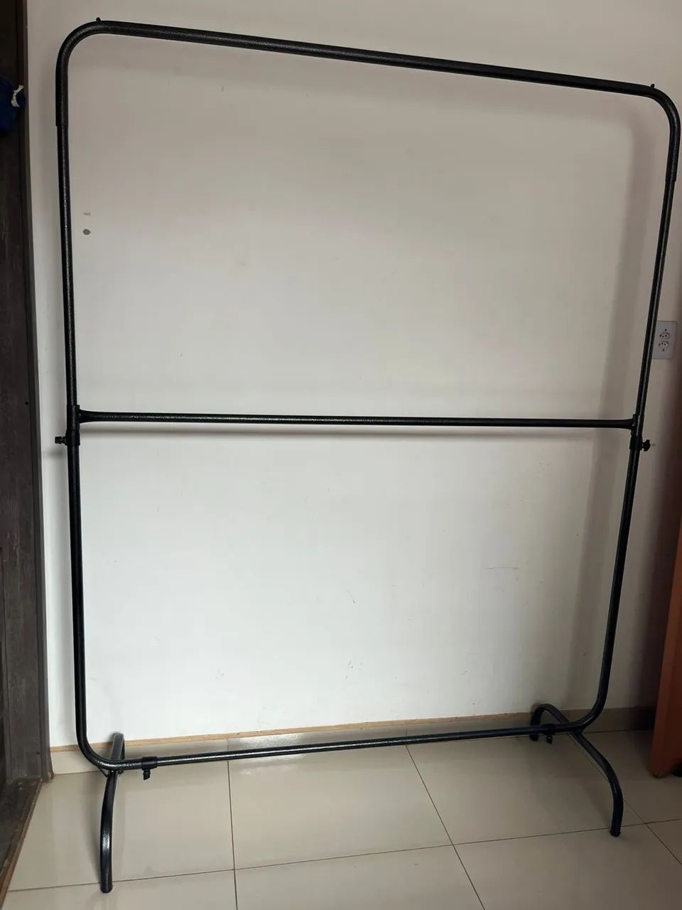 Arara de Roupas 