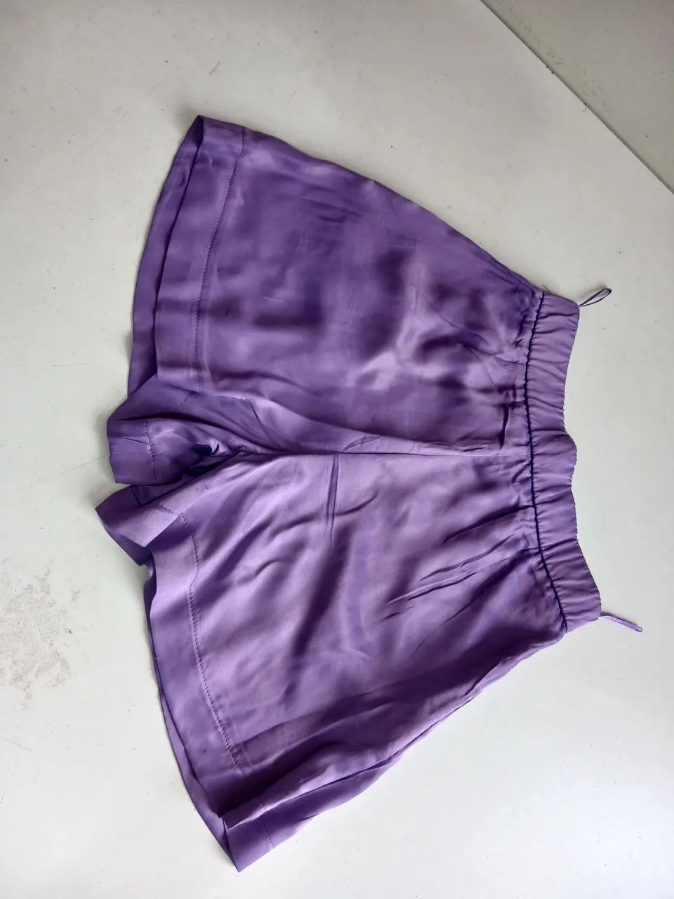 Short roxo da Zara cetim T.36