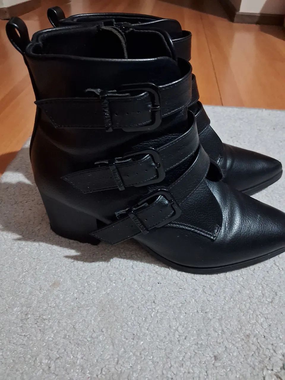Vendo bota feminina - Foto 3