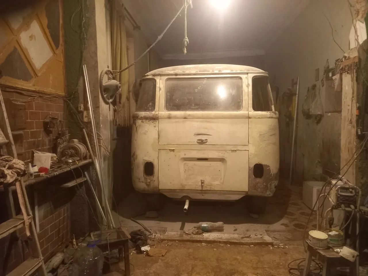 Volkswagen Kombi Standard/ Luxo/ Serie Prata 1972