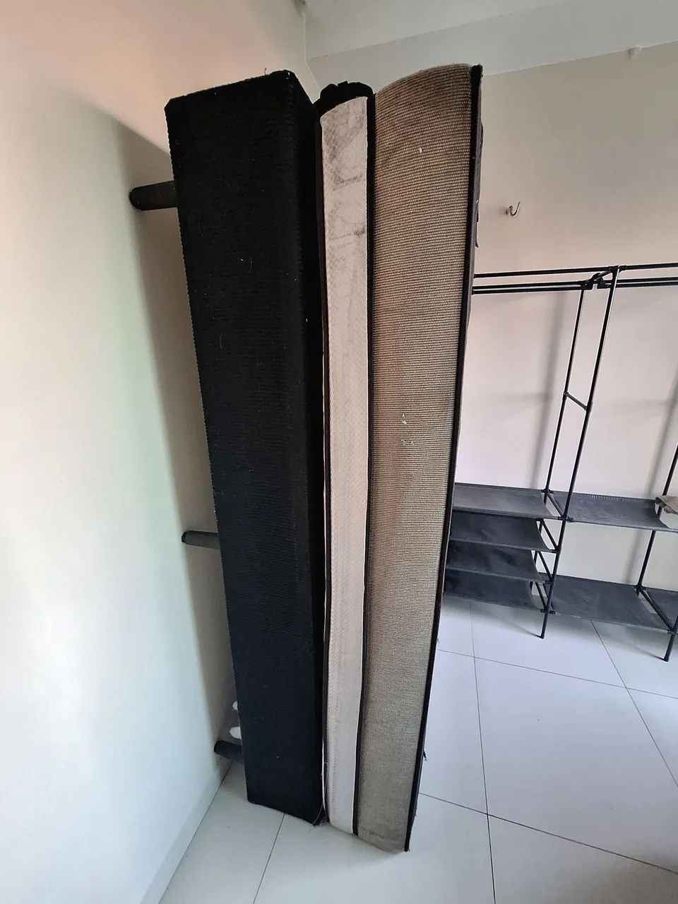 Cama box (pouco uso)