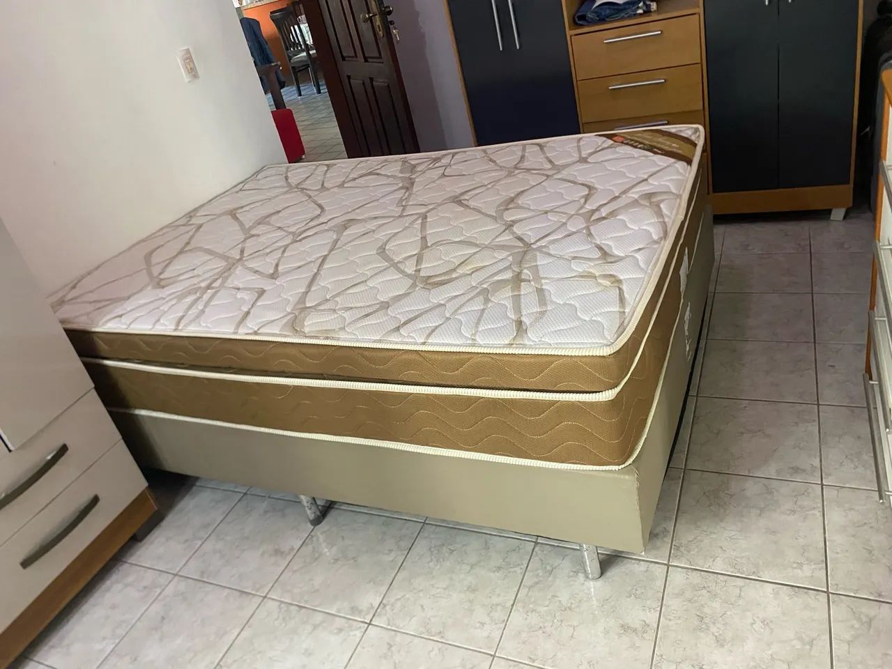 Vendo uma Cama Box - Foto 2