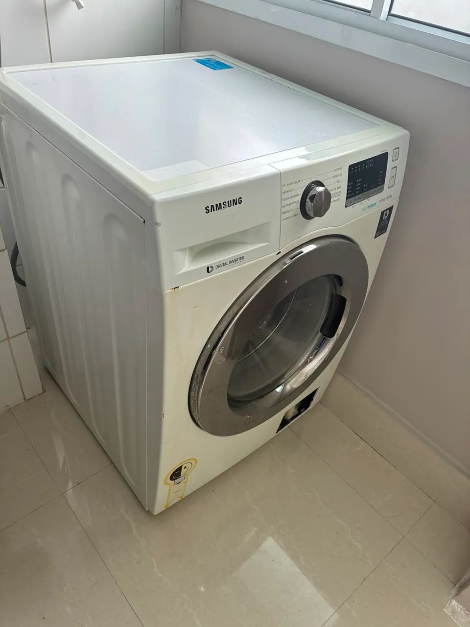 Máquina lava e seca 
