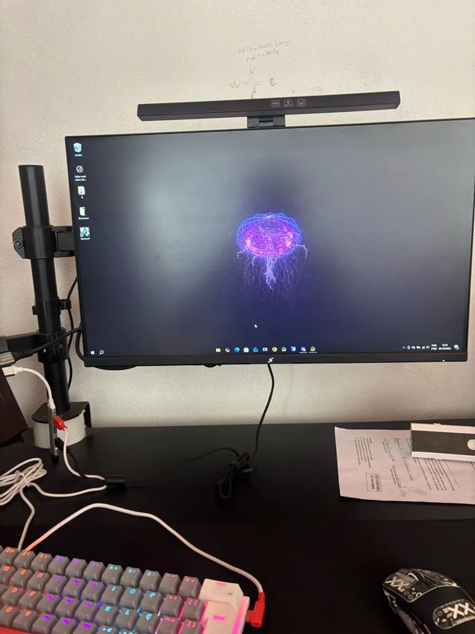 Monitor SUPERFRAME 240hz