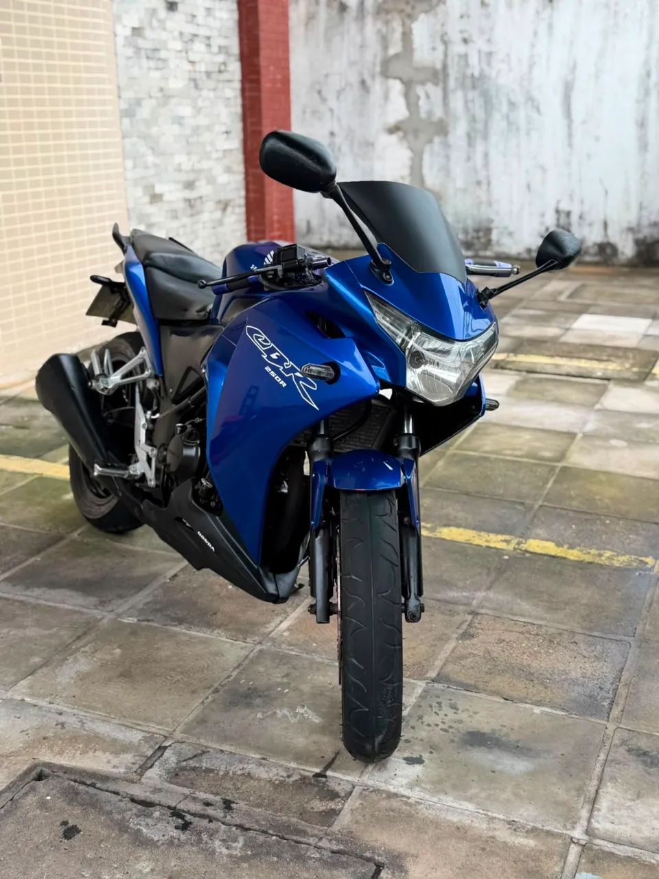 CBR 250R  - Foto 4