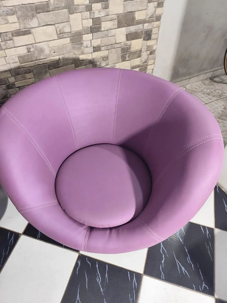 Poltrona de salão em alumínio muito estilosa  - Foto 4