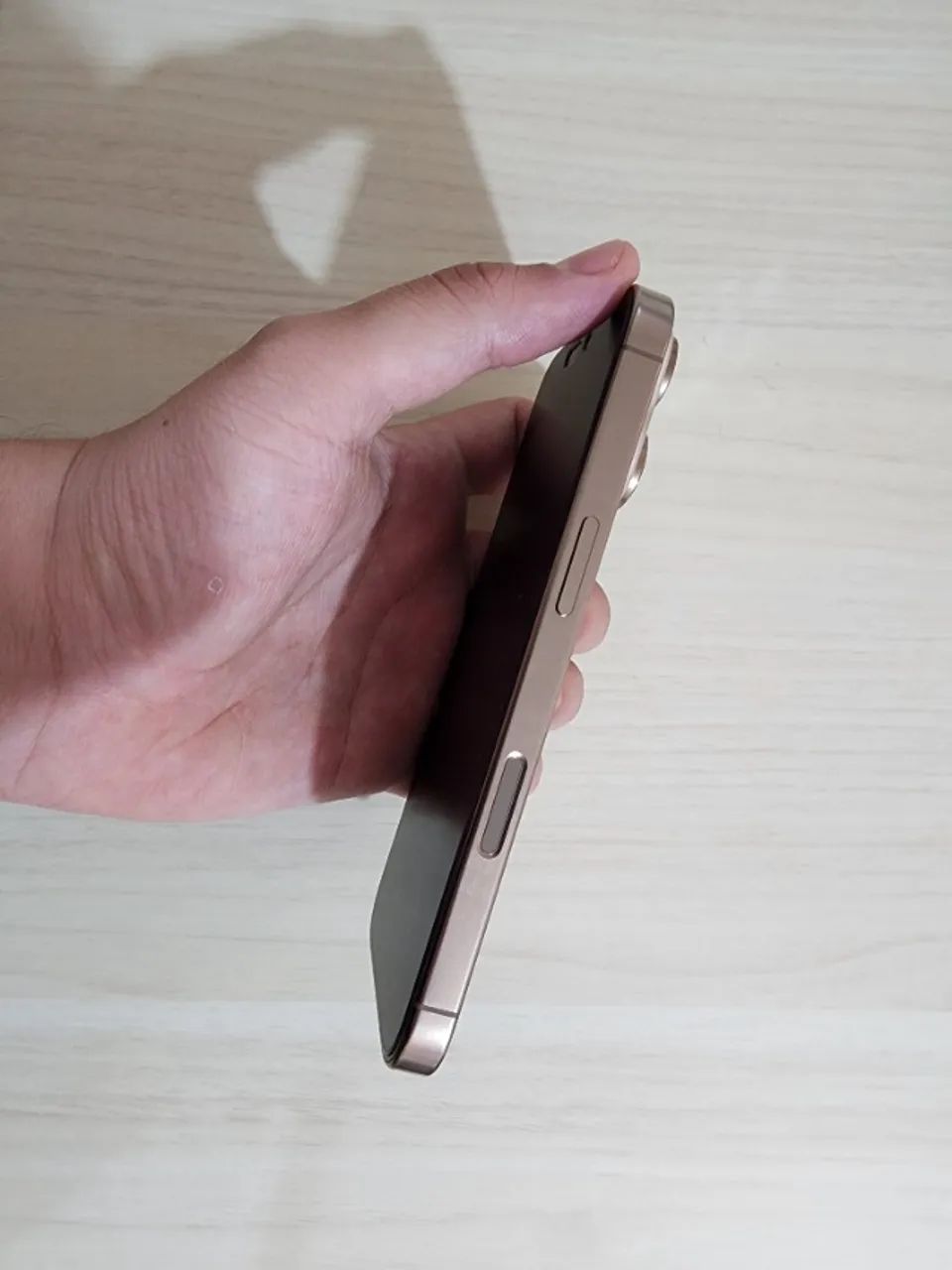 iPhone 16 Pro 128GB Desert Titanium - Impecável (Bateria 92%) + Caixa e Acessórios - Foto 3