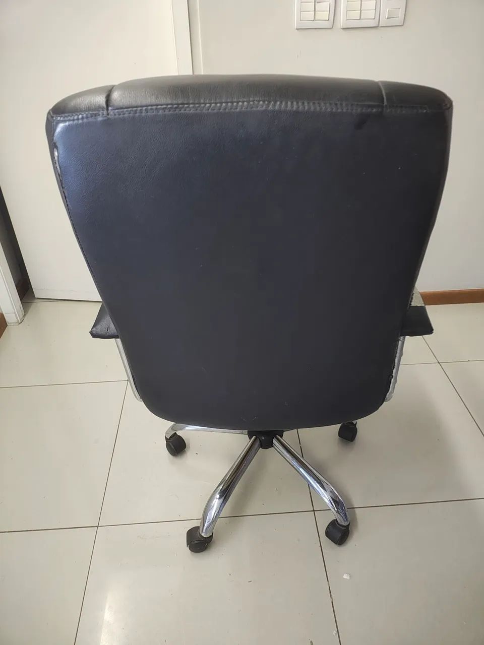 Cadeira presidente ,reforma - Foto 3
