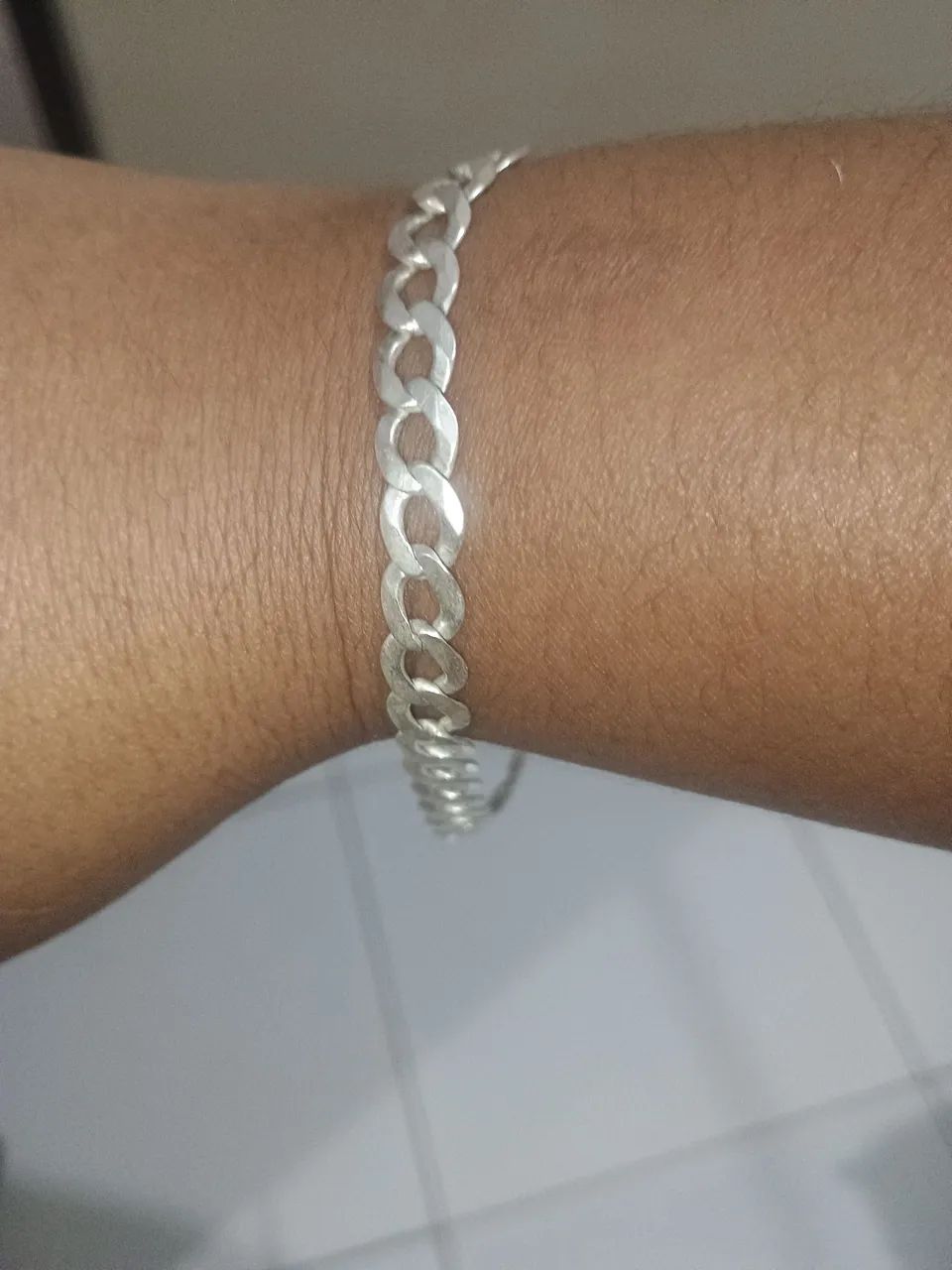 Pulseira escama de peixe prata  - Foto 2