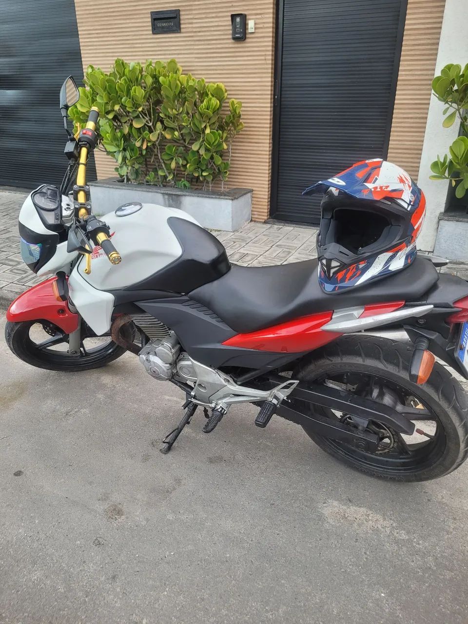 CB 300R 2012 - Foto 2
