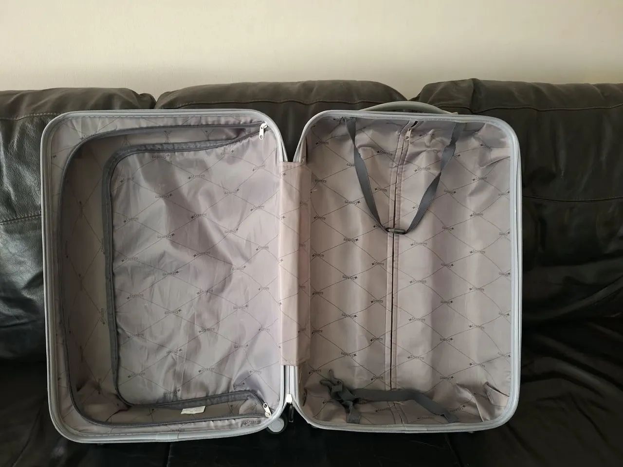 Mala de viagem dourada - Foto 2