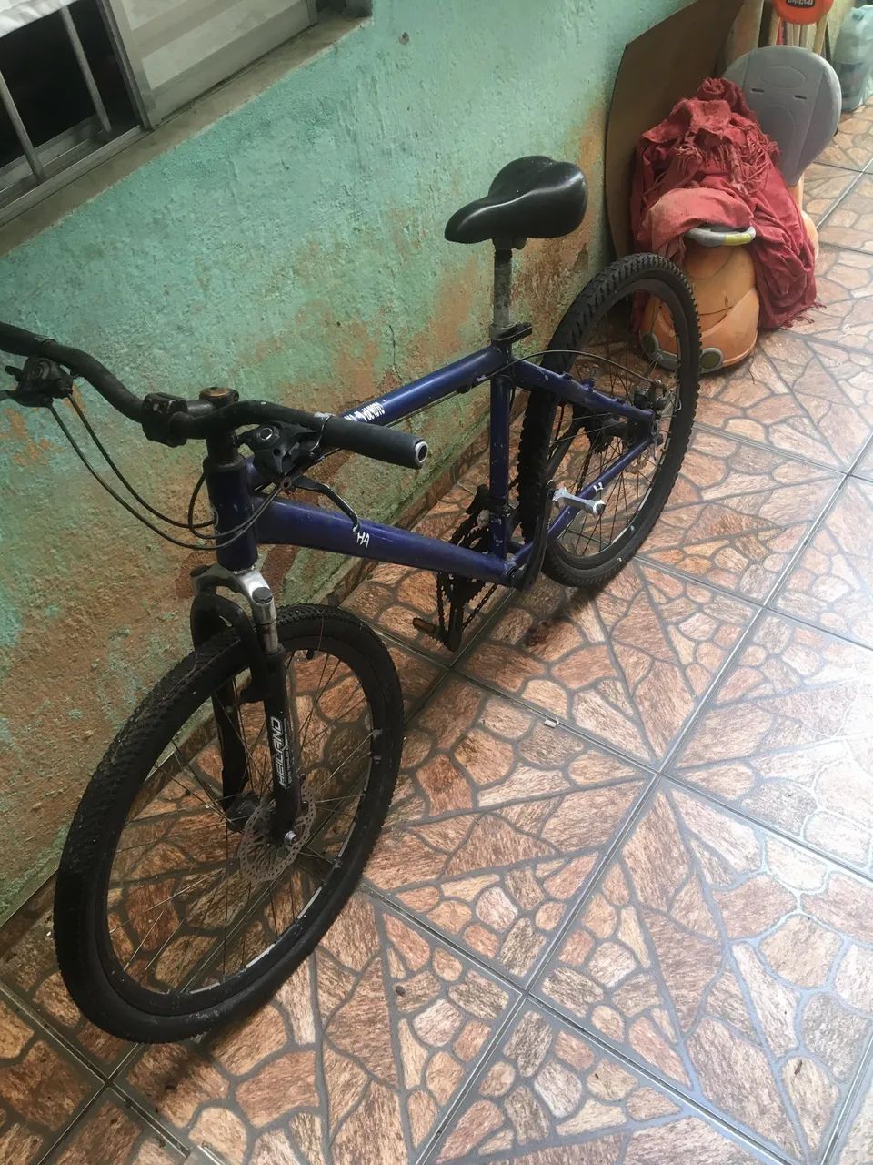 Vende-se bike gts aro 26 muito 2 anos parada