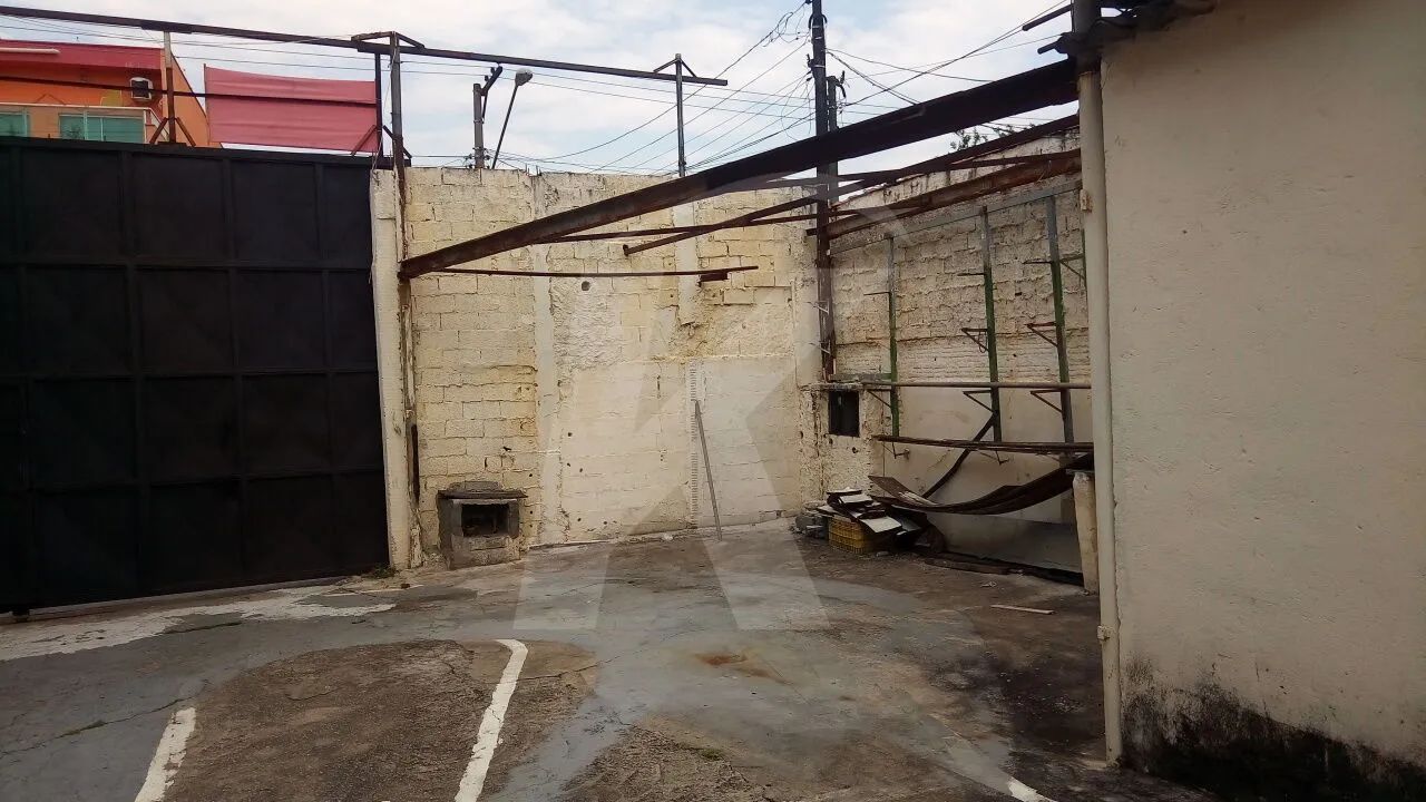 Terreno com aproximadamente 315 metros, área para escritório e garagem. - Foto 3