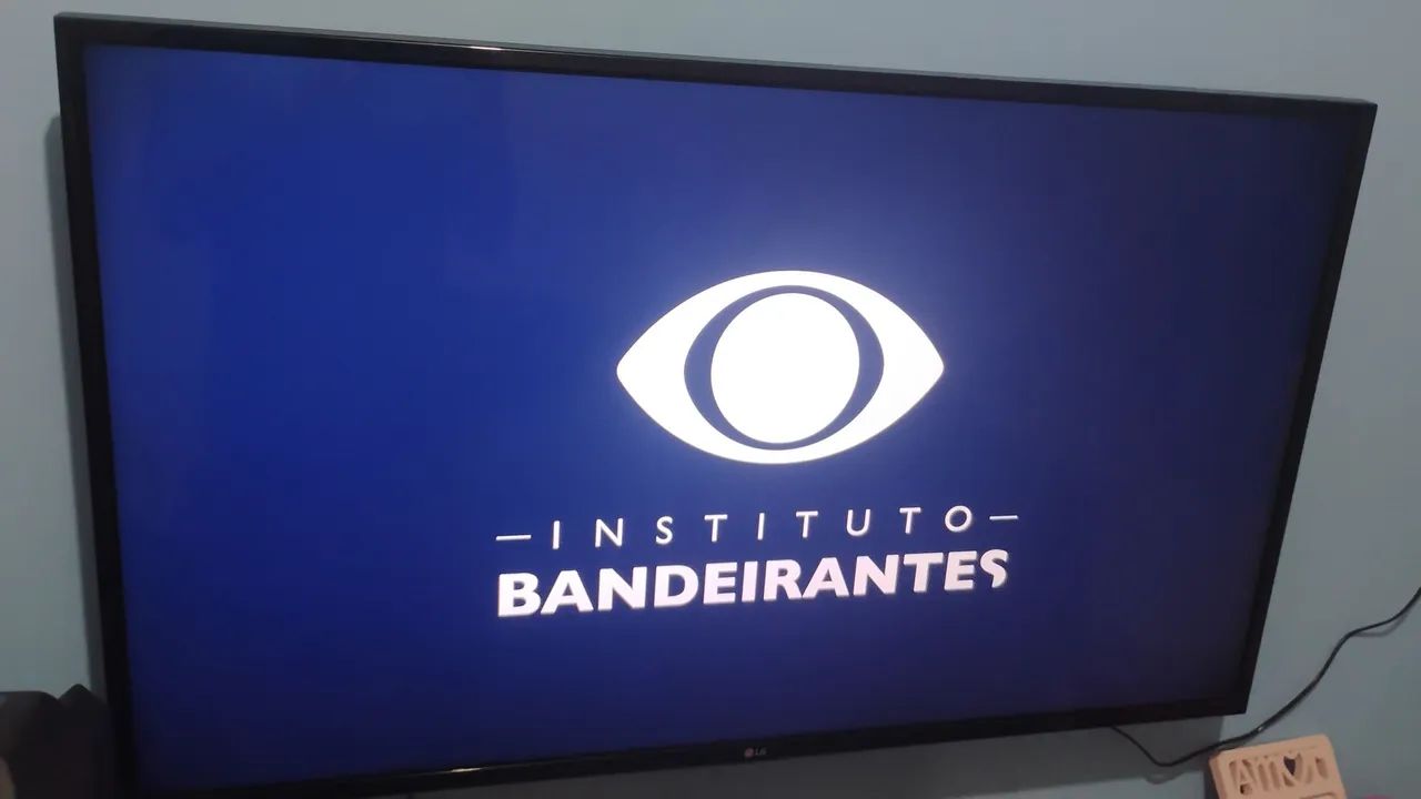 Vendo TV LG 50 polegadas esmart  - Foto 2