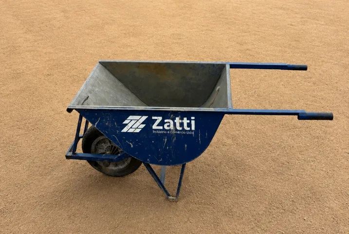 Carrinho de Mão Zatti Roda de Ferro 60 L