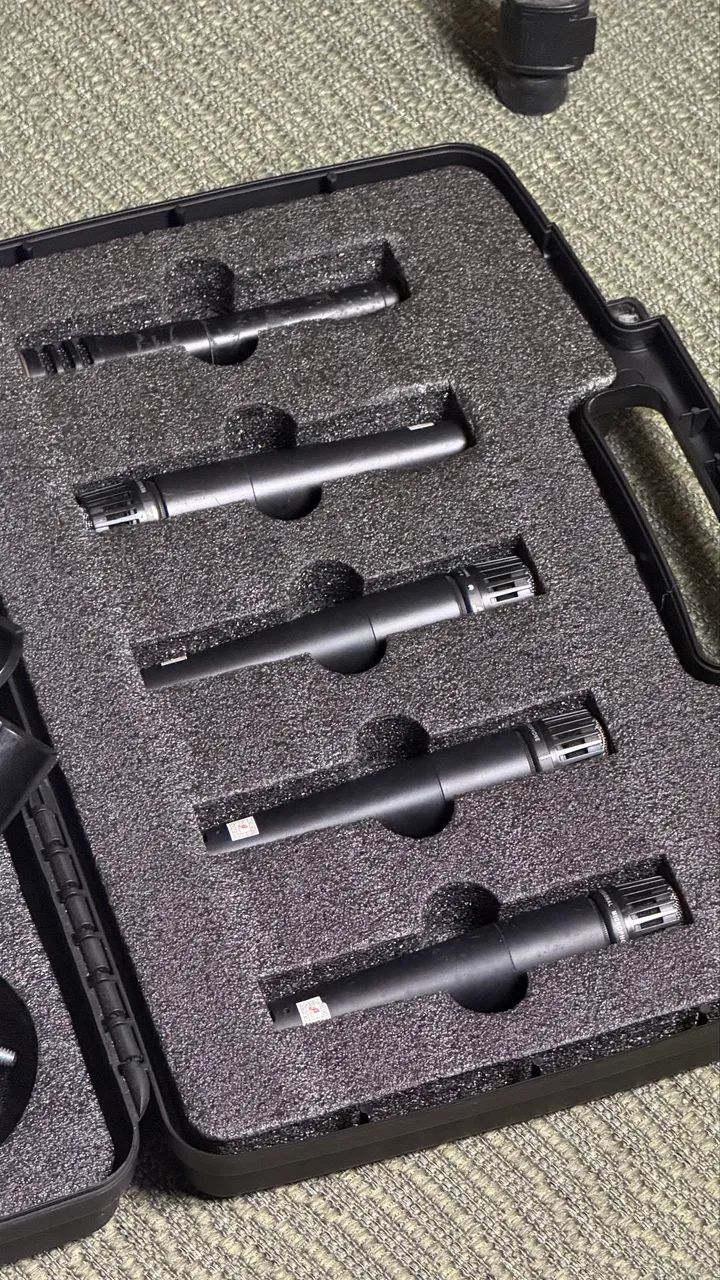 Kit Bateria Audix + Arcano (10 Mics + 2 Cases + 12 Clamps) - PREÇO DE OCASIÃO - Foto 2
