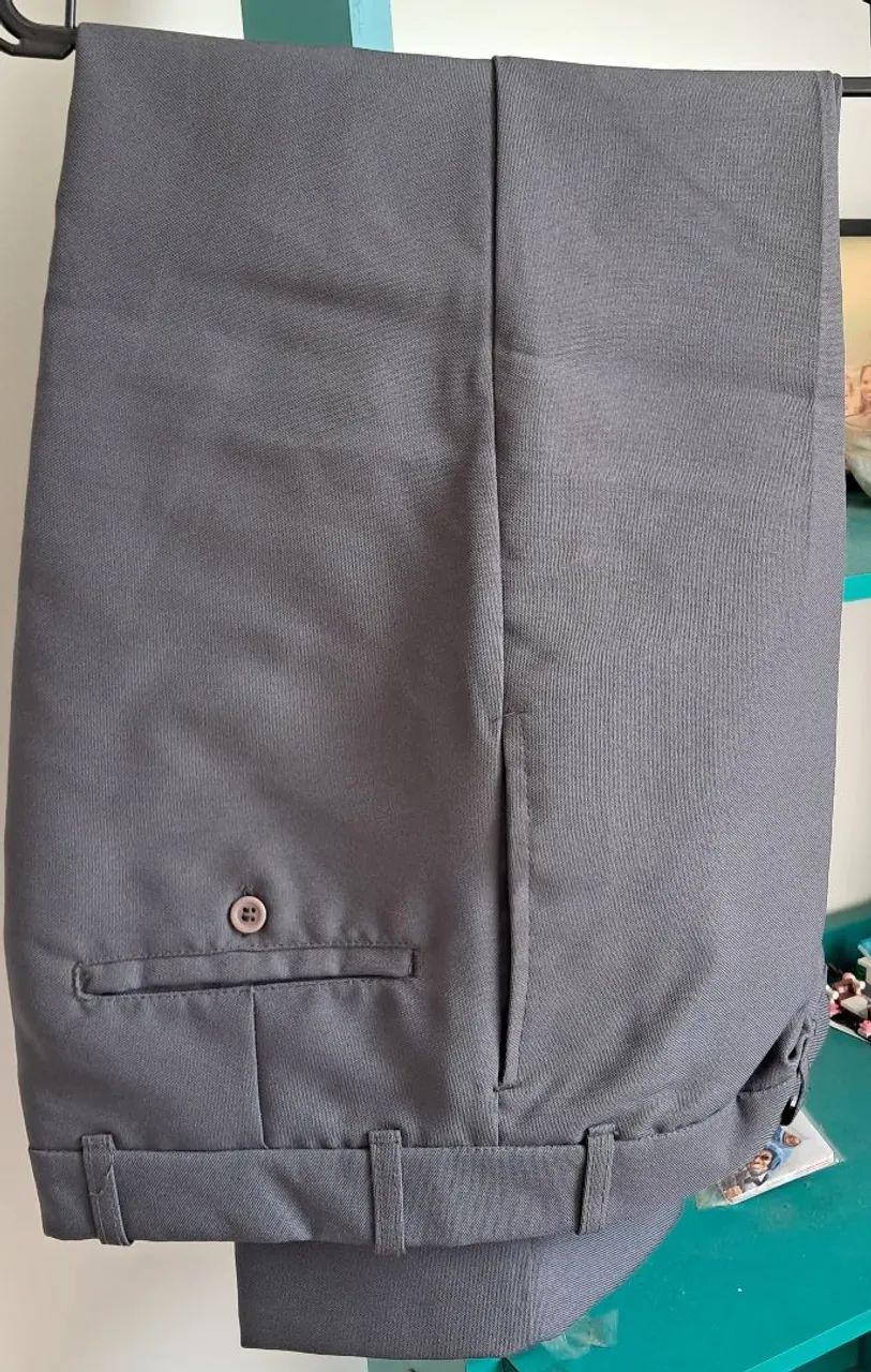 Uniforme Marinha: blusas tam 2 e 3 e calças tam 42. - Foto 5