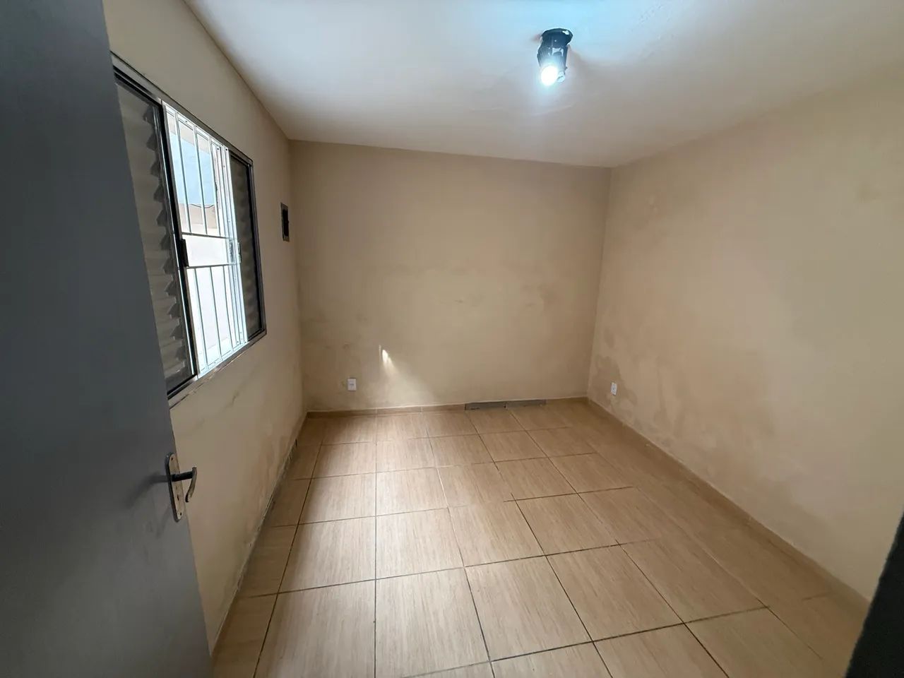 Casa 3 cômodos próxima  - Foto 3