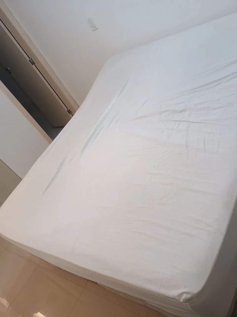 Cama box Queen com colchão  - Foto 4