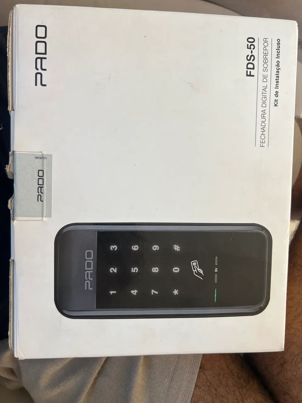 Fechadura de porta eletrônica 