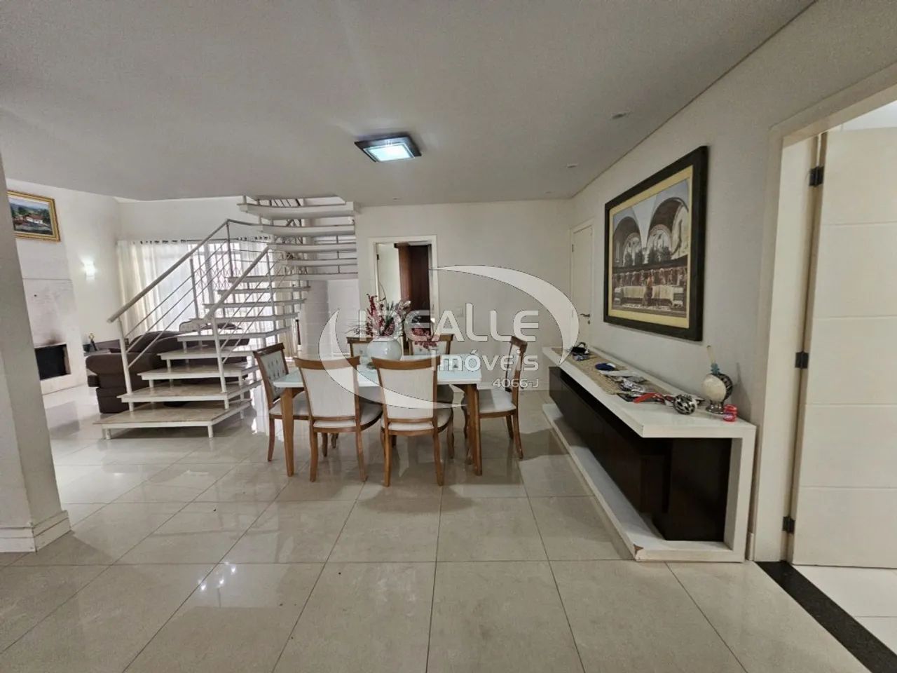 Casa comercial