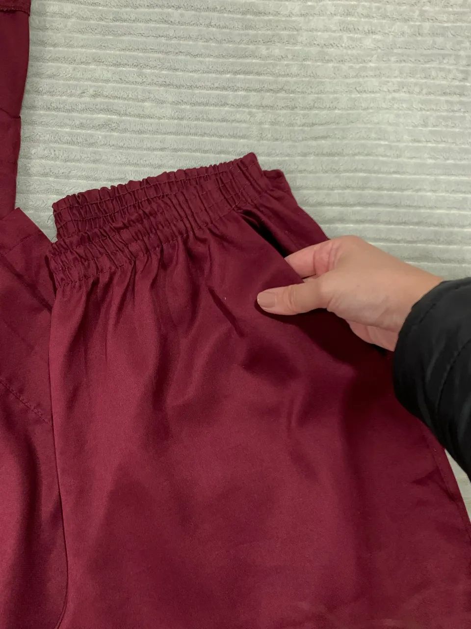 Pijama cirúrgico scrub bordo - Foto 2