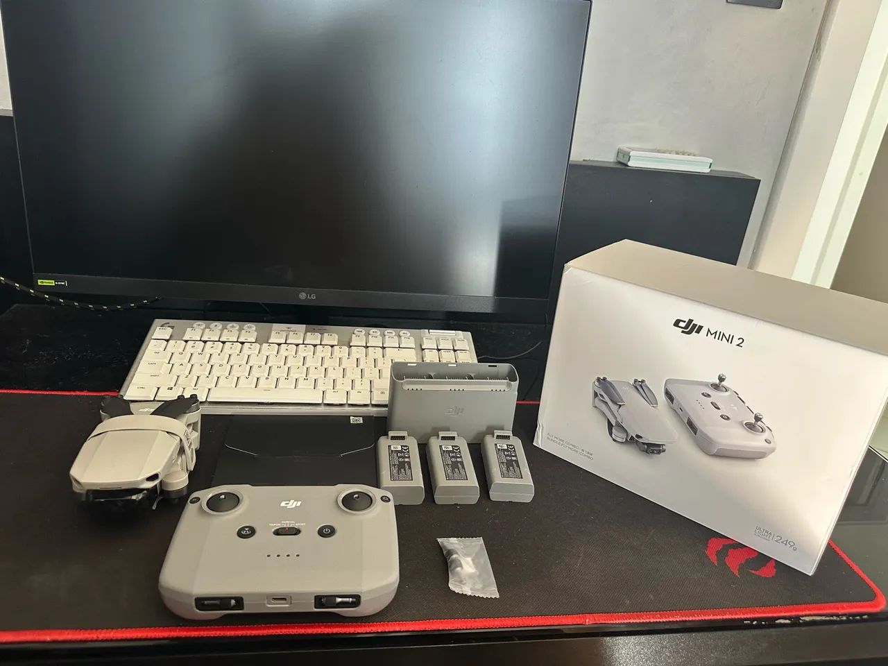 DJI MINI 2 - Fly More Combo - em ótimo estado de conservação 