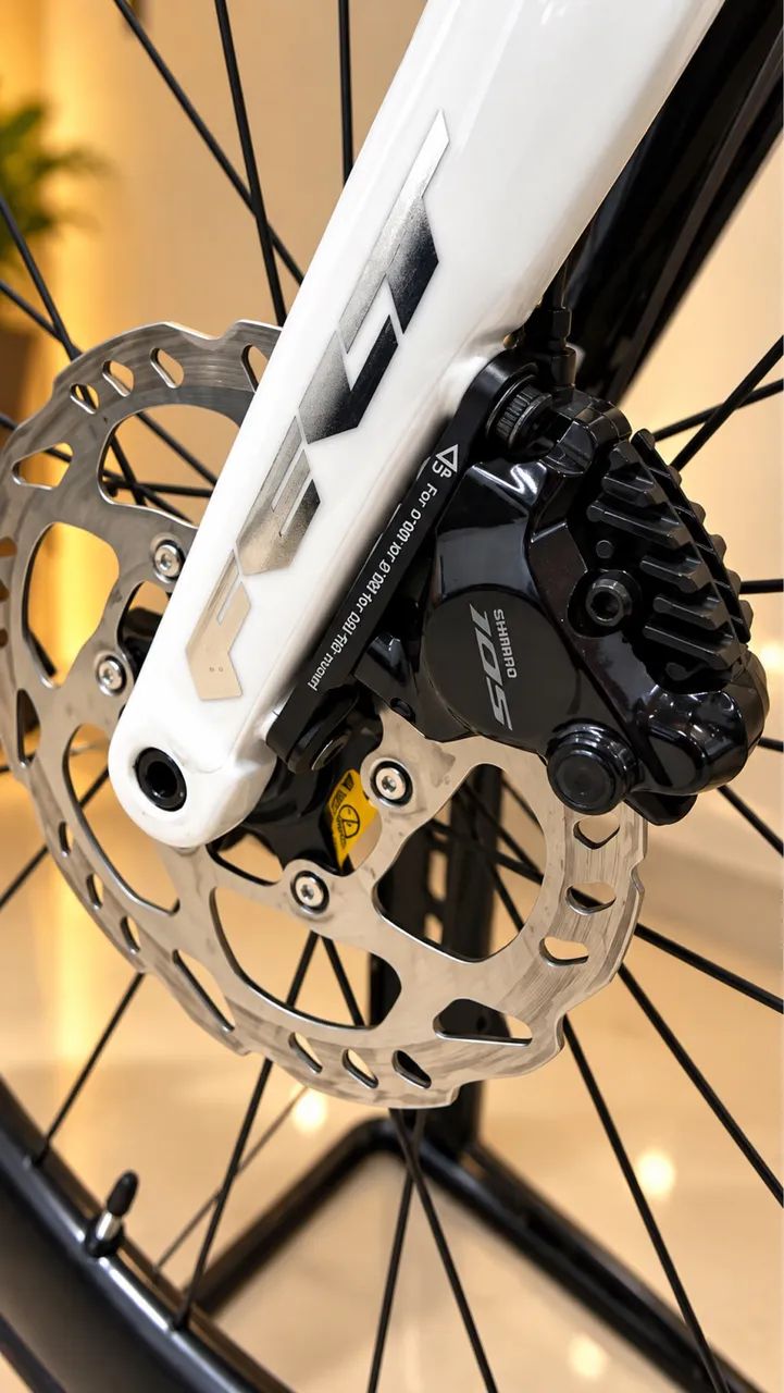 OPORTUNIDADE - FELT FULL CARBON + DI2 12V - Foto 3