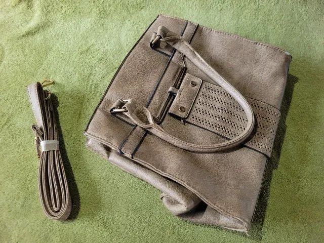 Bolsa Feminina de Couro com Alça