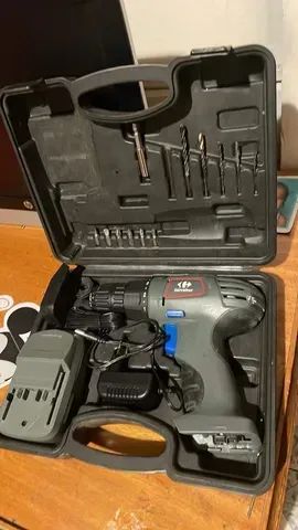 Parafusadeira com maleta usada 14V