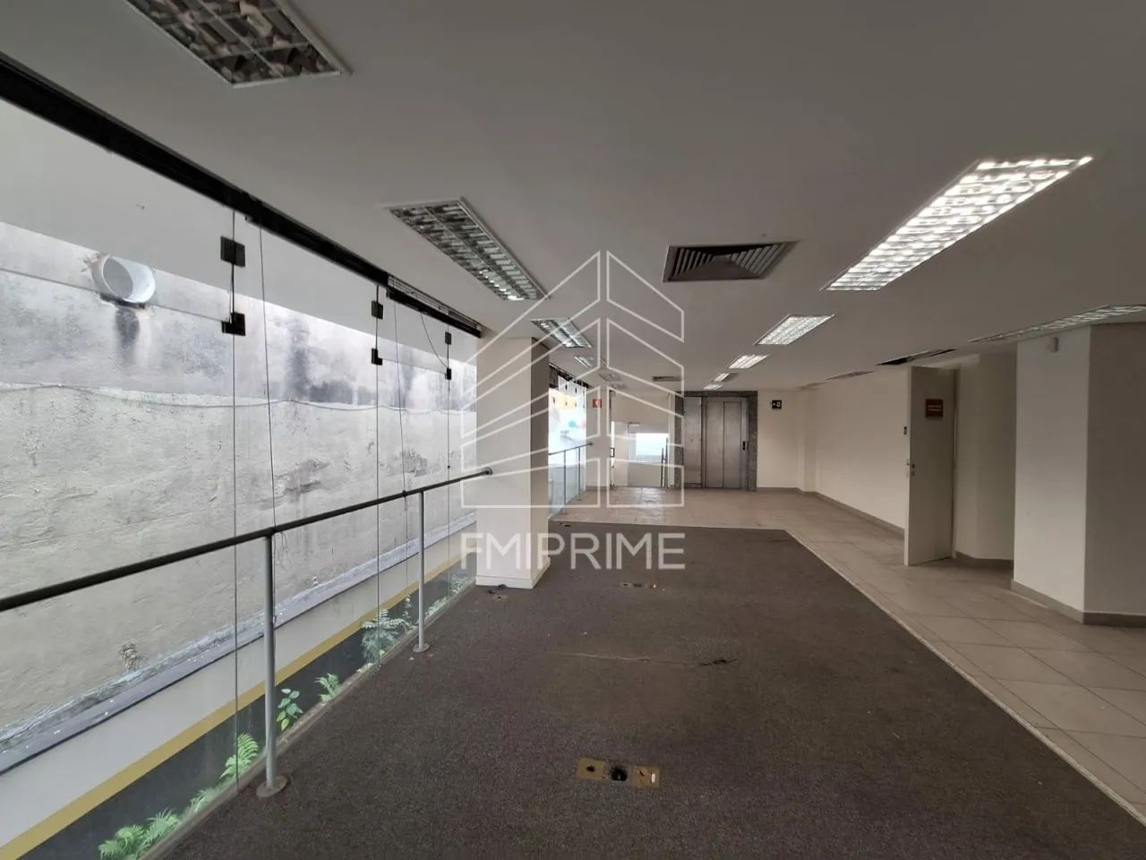 LAPA -GALPÃO COMERCIAL DE 1.450 M2 DE ÁREA CONSTRUÍDA NA LAPA. - Foto 5