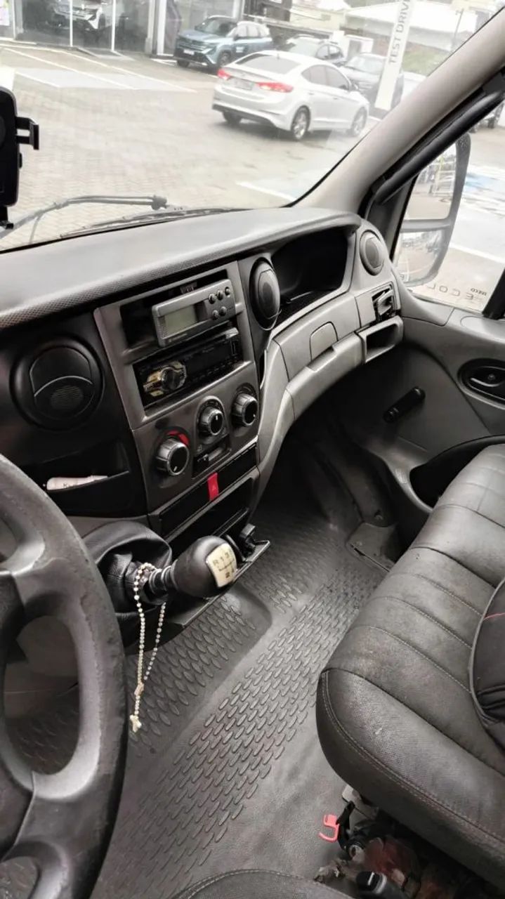 Iveco Daily com baú térmico e Thermoking V400 - Foto 2