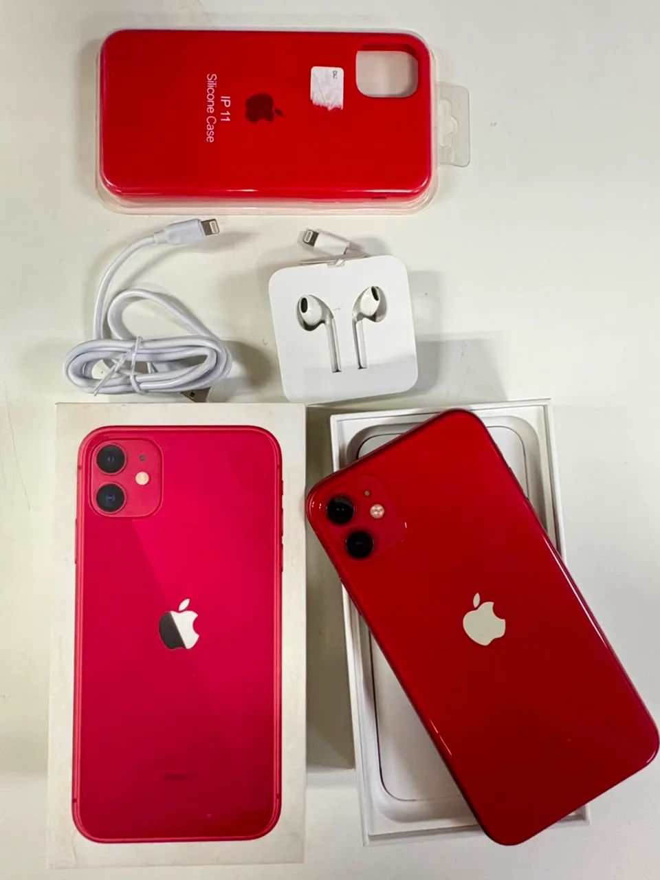 iPhone 11 128GB Com caixa sem detalhes 