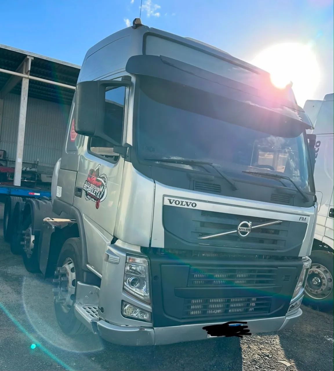 VOLVO 370 / 4 EIXO 
